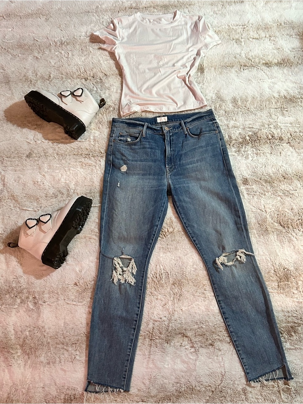 MOTHER Denim The STUNNER Ankle Step-Zip Fray Jeans in Helter Skelter - Picture 3 of 7